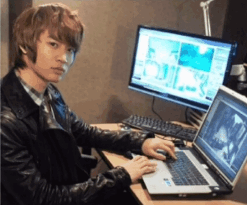 Minho Nerd gif
